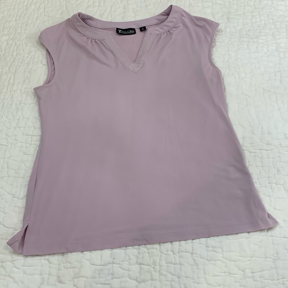7th Avenue Design Studio New York & Company Lavender short sleeve top